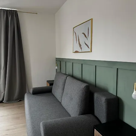 Hirschenhof Apartments Aparthotel 3*