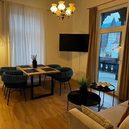 Hirschenhof Apartments 3*